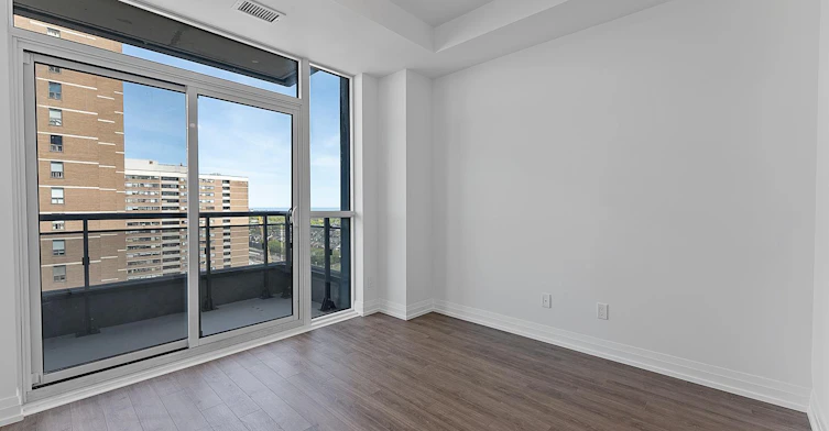 1807-286 Main Street, Toronto, ON, M4C 4X4 - 12