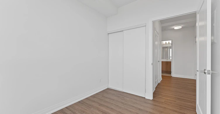 1807-286 Main Street, Toronto, ON, M4C 4X4 - 16