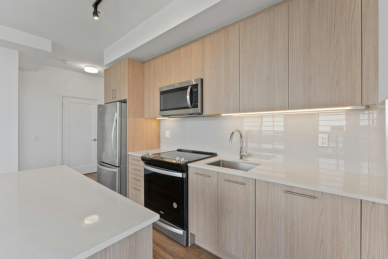1807-286 Main Street, Toronto, ON, M4C 4X4 - 8