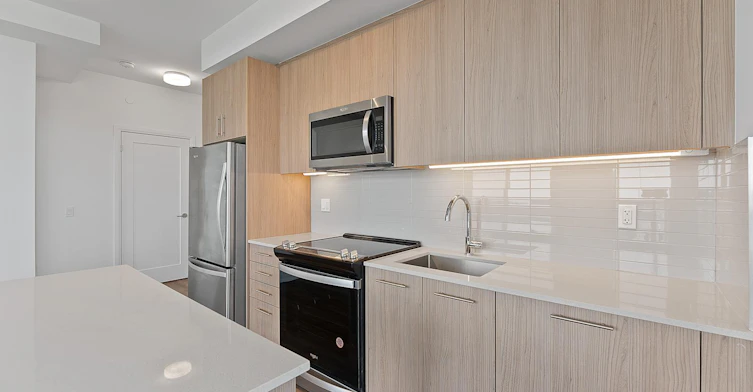 1807-286 Main Street, Toronto, ON, M4C 4X4 - 8