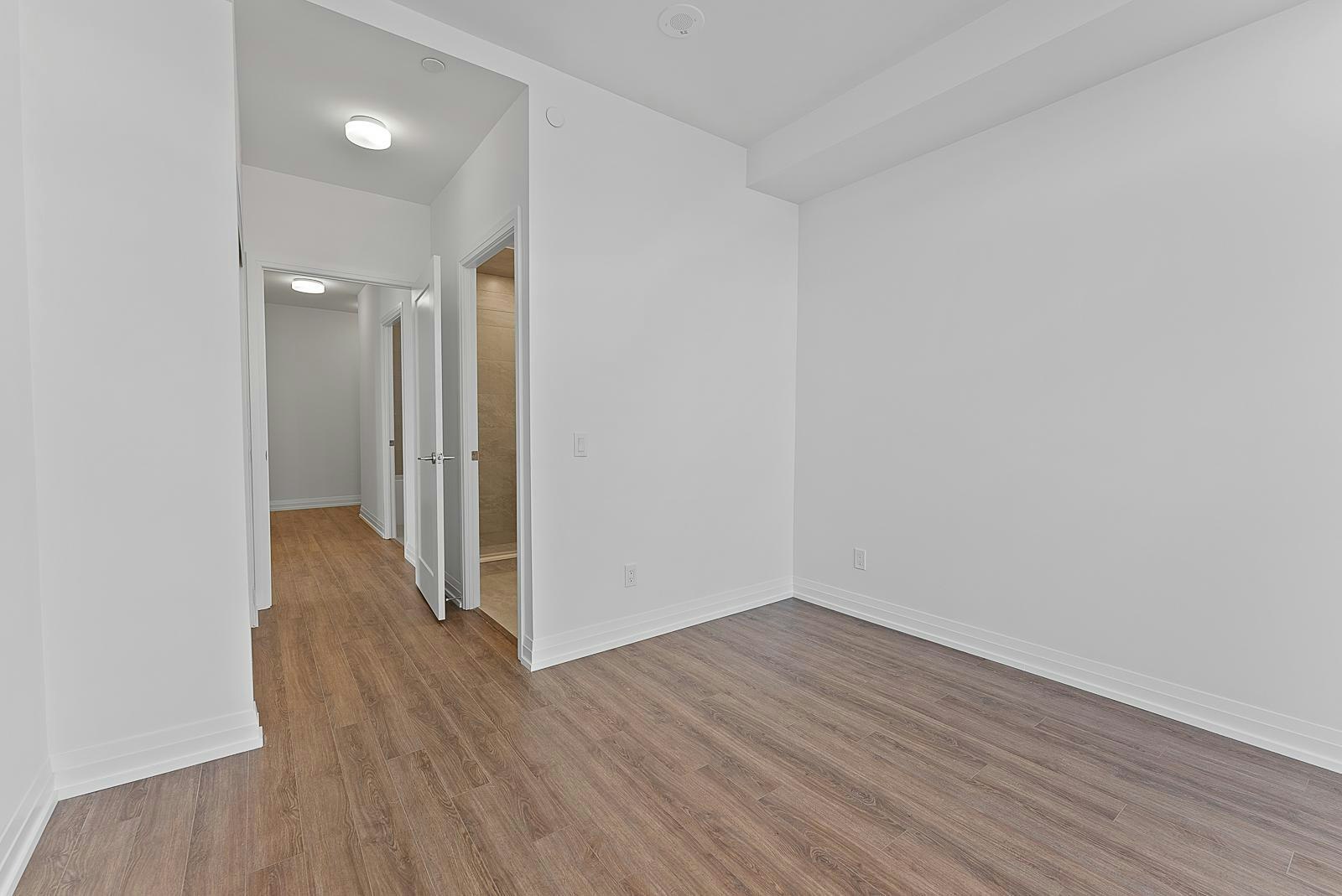1807-286 Main Street, Toronto, ON, M4C 4X4 - 13