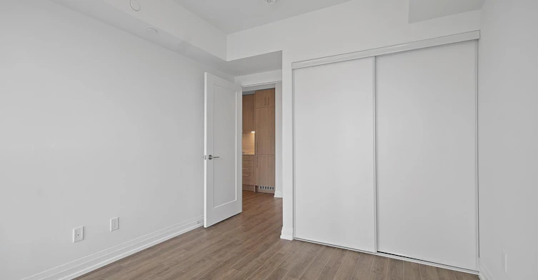 506-T-286 Main Street, Toronto, ON, M4C 4X4 - 4