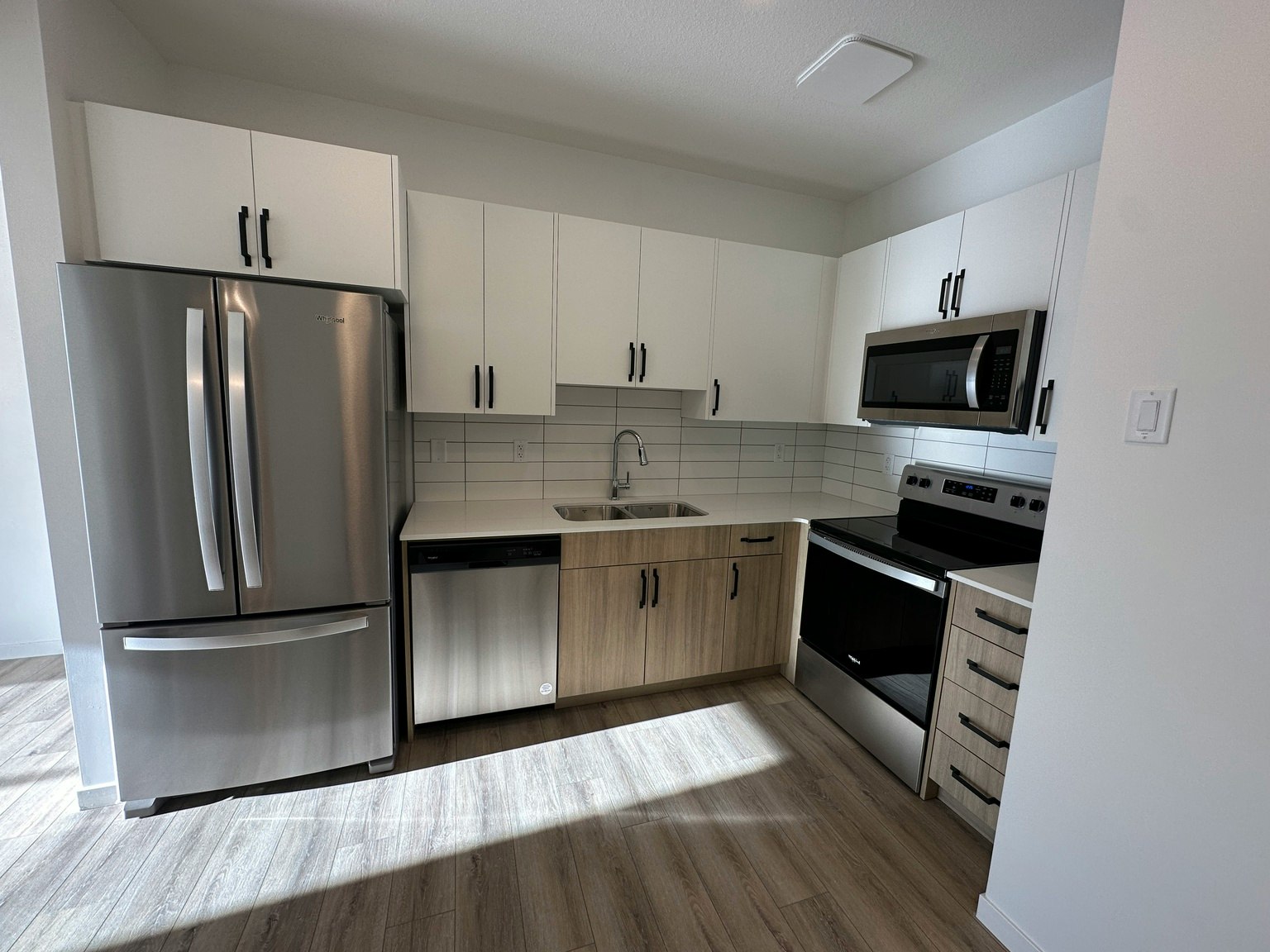 864 Secord Boulevard Nw, Edmonton, AB, T5T 7R9 - 3