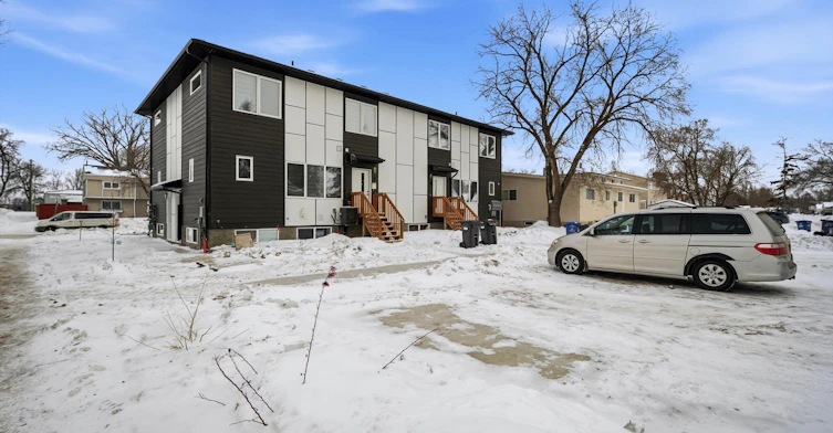 2 Villeneuve Boulevard, Winnipeg, MB, R3V 1C1 - 18