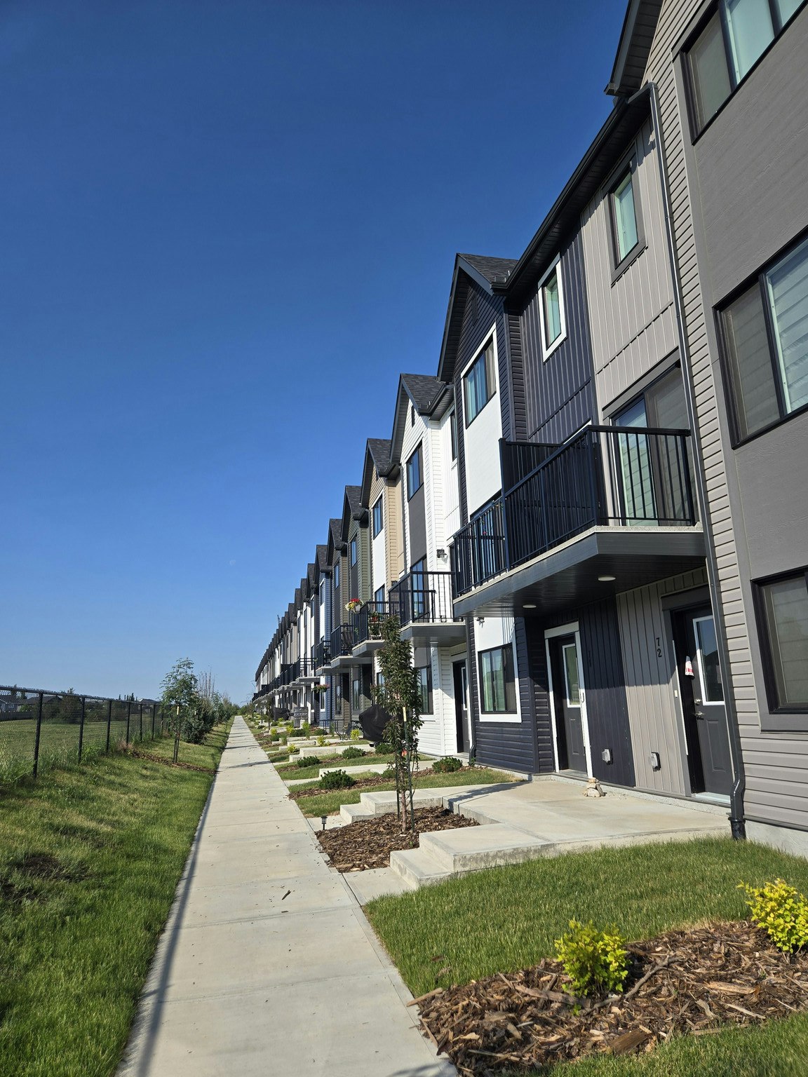 101-2035 Chalmers Way Southwest, Edmonton, AB, T6W 1A7