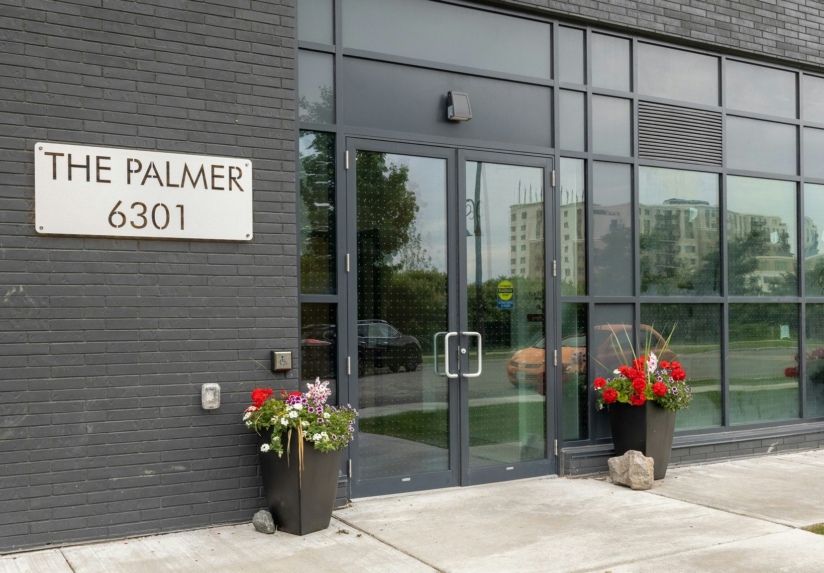 325-6301 Campeau Drive, Ottawa, ON, K2K 3E9 - 2