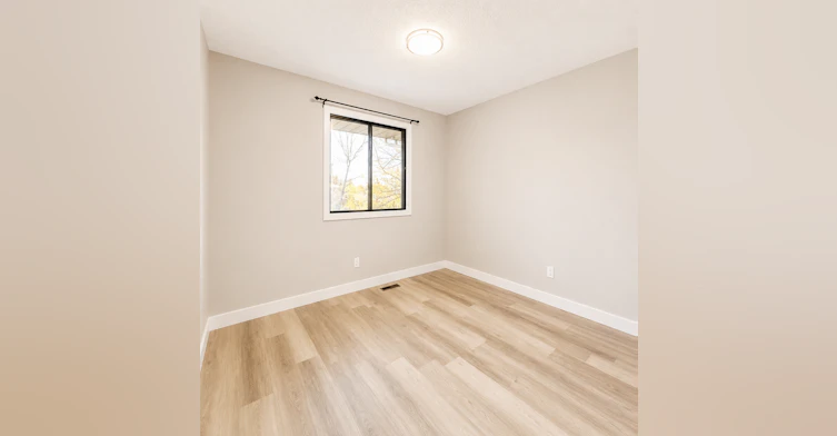 2523 105 Street, Edmonton, AB, T6J 4T5 - 6