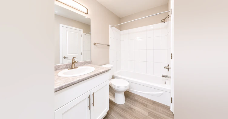 2523 105 Street, Edmonton, AB, T6J 4T5 - 9