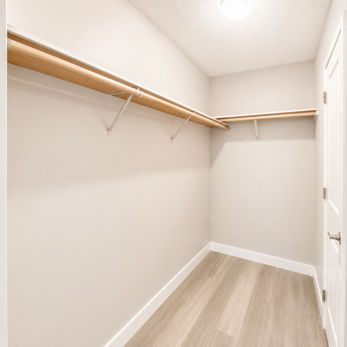 2523 105 Street, Edmonton, AB, T6J 4T5 - 8