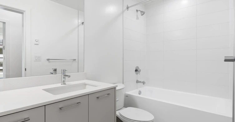 606-20055 84 Avenue, Langley, BC, V2Y 3X6
