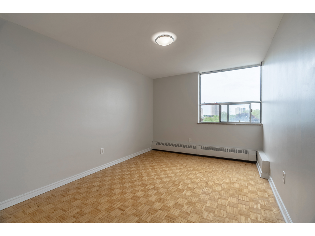 0610-310 Niska Road, Toronto, ON, M3N 2S3 - 9