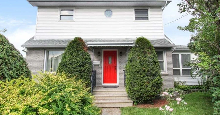 390 Dieppe Street, Ottawa, ON, K1L 6V4