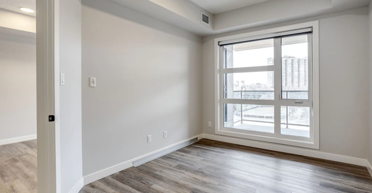 319-10119 85 Avenue NW, Edmonton, AB, T6E 2K1 - 14