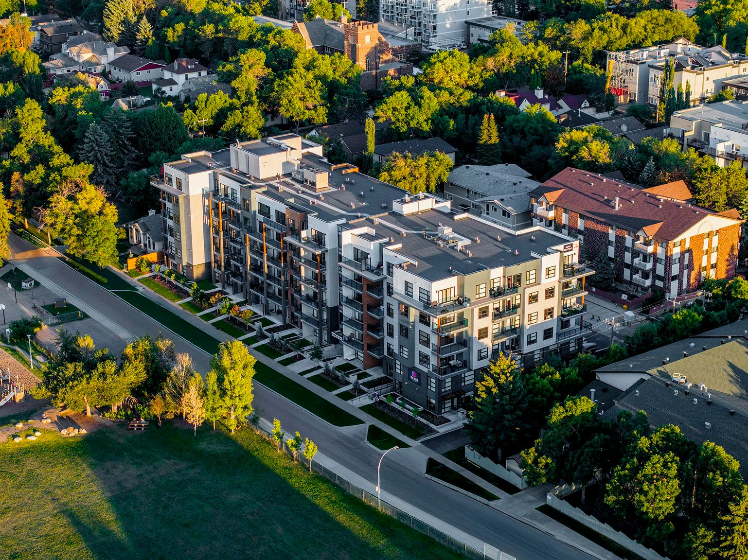 418-10119 85 Avenue NW, Edmonton, AB, T6E 2K1 - 18