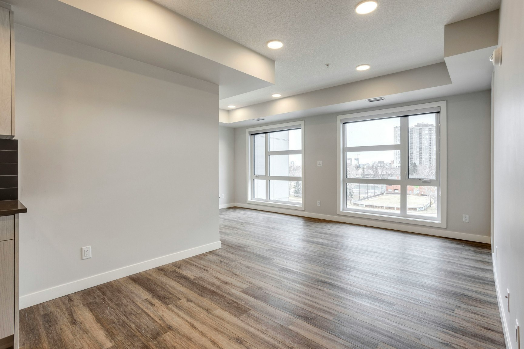 509-10119 85 Avenue NW, Edmonton, AB, T6E 2K1 - 9