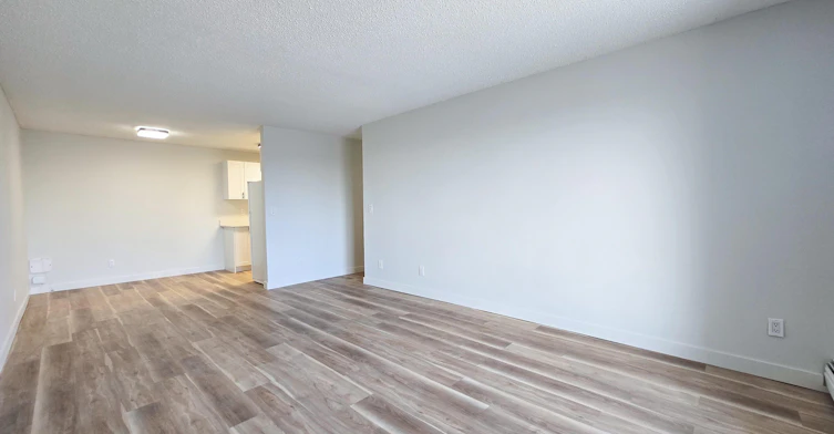 Premium-140 Harrow Circle NW, Edmonton, AB, T5A 4H7 - 6