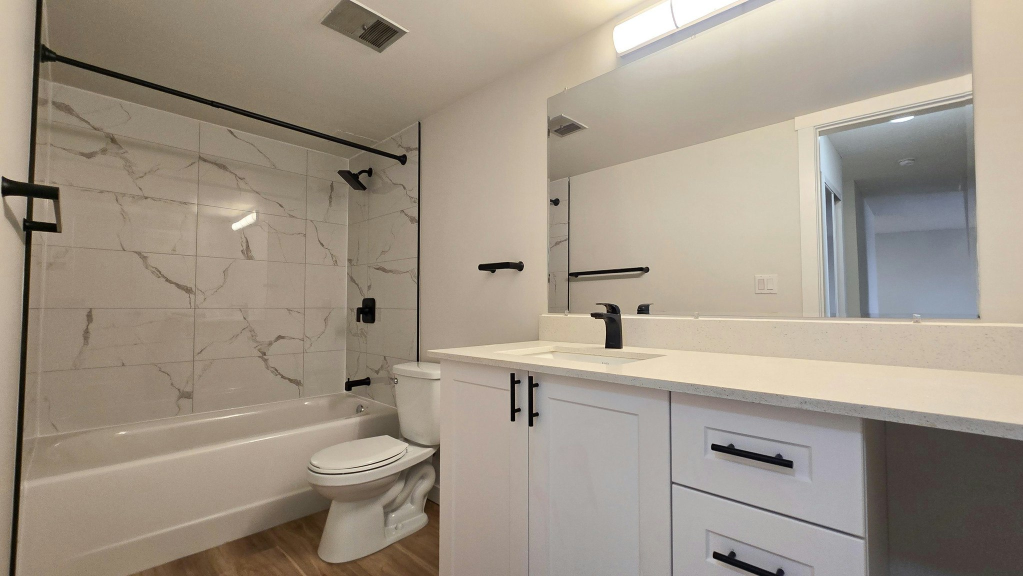 Premium-140 Harrow Circle NW, Edmonton, AB, T5A 4H7 - 13