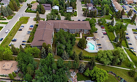 5045 Whitemud Road, Edmonton, AB, T6H 4Y7