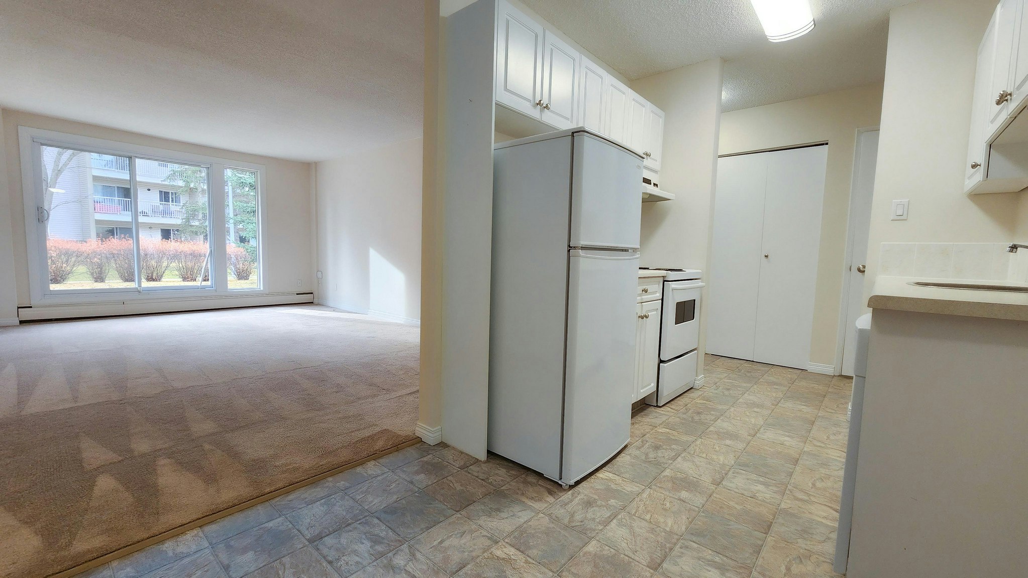 Classic-5045 Whitemud Road, Edmonton, AB, T6H 4Y7