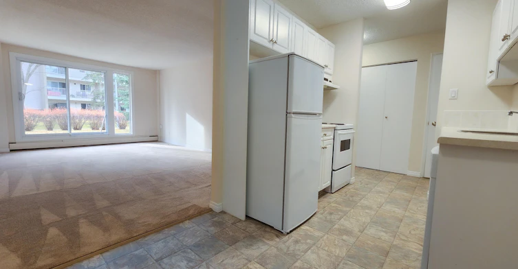Classic-5045 Whitemud Road, Edmonton, AB, T6H 4Y7