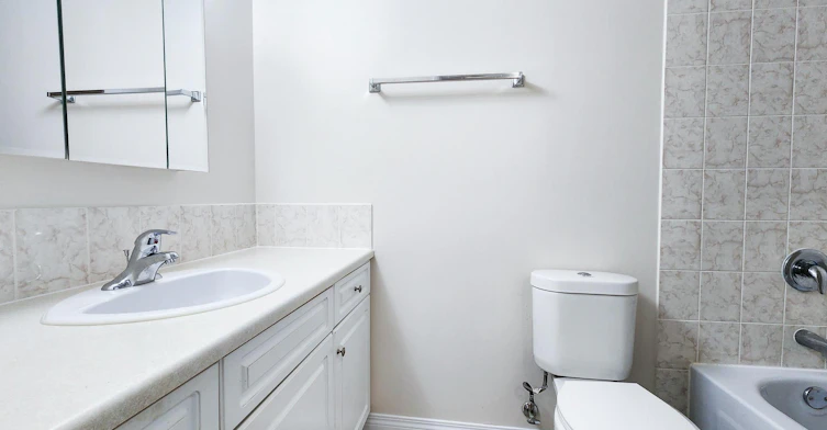 Classic-5045 Whitemud Road, Edmonton, AB, T6H 4Y7 - 7