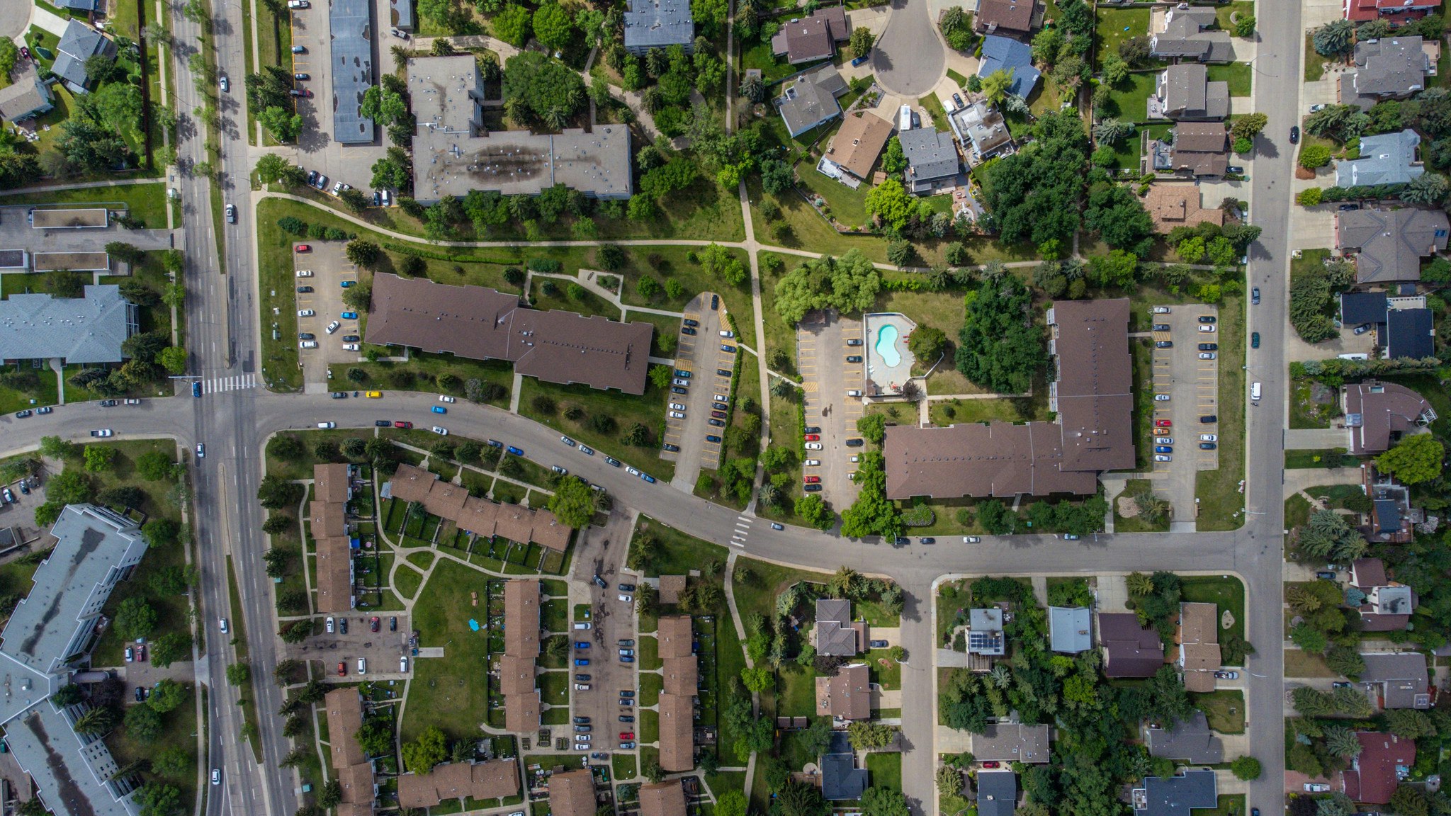 Premium-5045 Whitemud Road, Edmonton, AB, T6H 4Y7 - 3