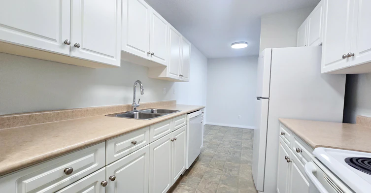 Classic-5045 Whitemud Road, Edmonton, AB, T6H 4Y7 - 8