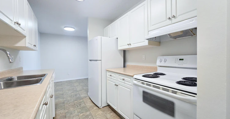 Classic-5045 Whitemud Road, Edmonton, AB, T6H 4Y7 - 7
