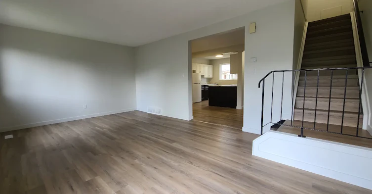 Premium-17815 95 Street, Edmonton, AB, T5Z 2G7 - 8