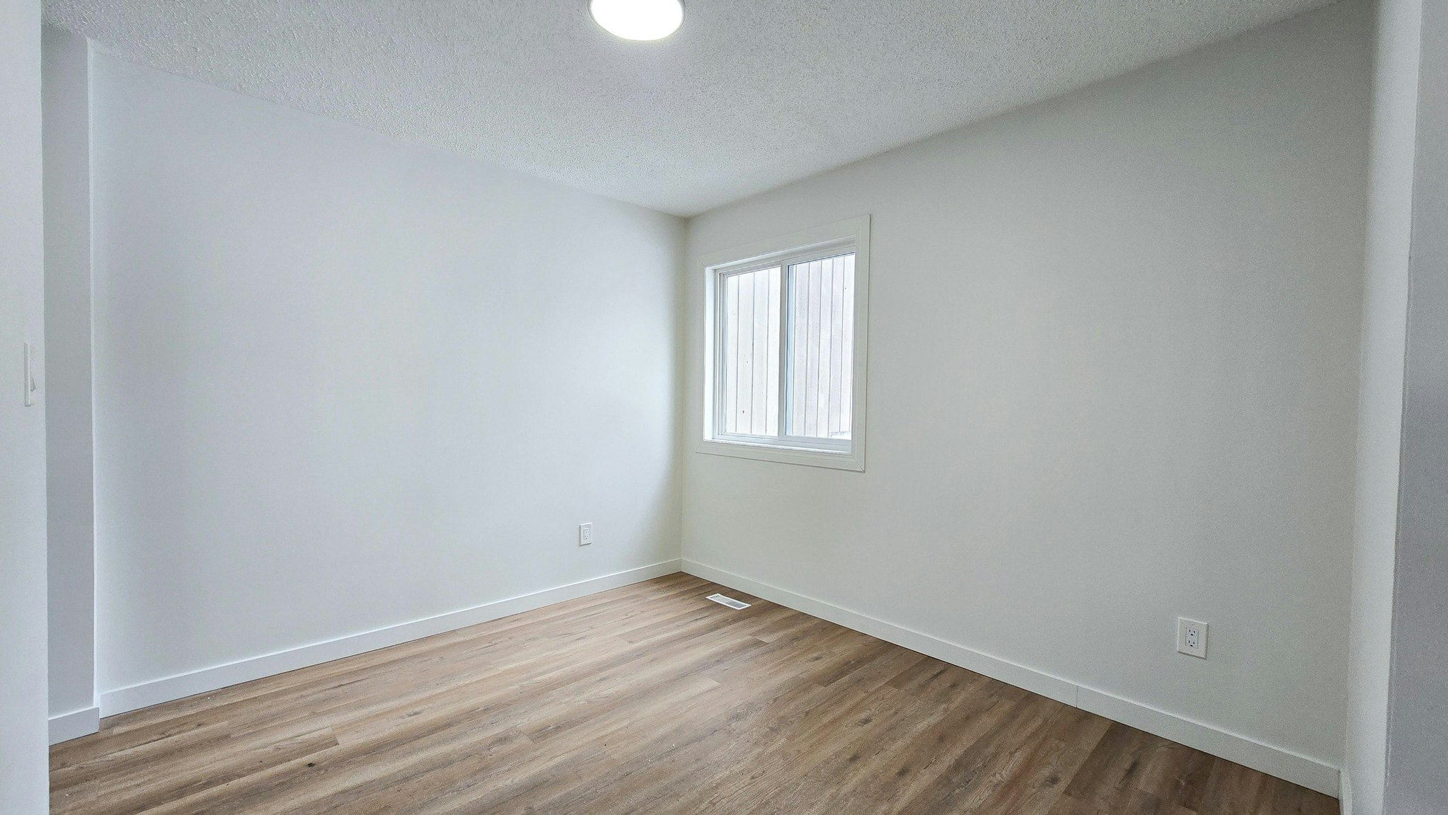 Premium-7 Poirier Avenue, St. Albert, AB, T8N 4B5 - 6
