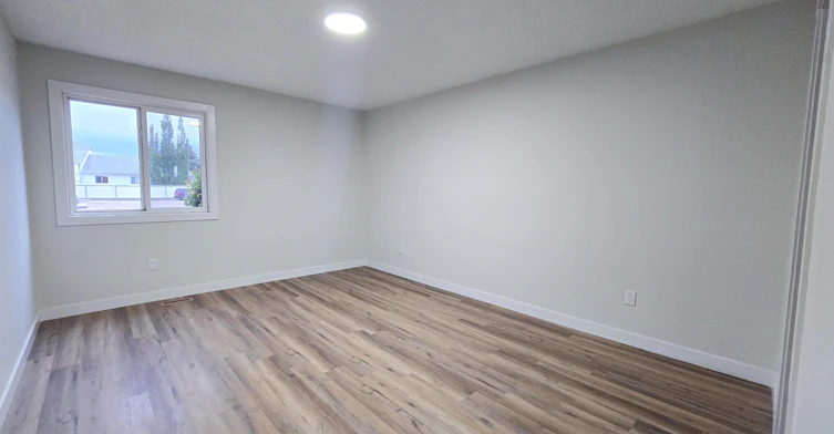 Premium-7 Poirier Avenue, St. Albert, AB, T8N 4B5 - 5