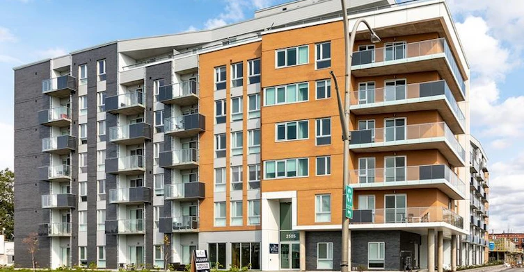 2505 Marcel Laurin Boulevard, Montréal, QC, H4R 0R7
