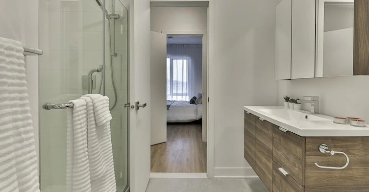 2505 Marcel Laurin Boulevard, Montréal, QC, H4R 0R7 - 10