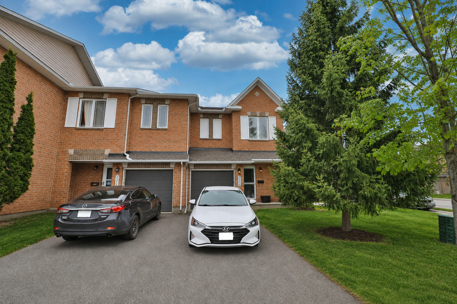 2216 Brockstone Cr, Ottawa, ON, K4A 4V4