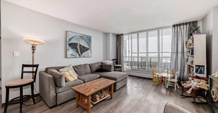 13910 Stony Plain Road NW, Edmonton, AB, T5N 3R2 - 16