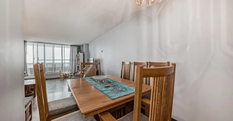 13910 Stony Plain Road NW, Edmonton, AB, T5N 3R2 - 17