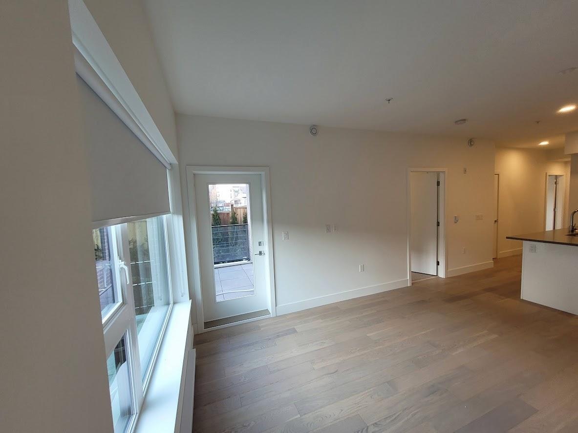 2666 Duke Street, Vancouver, BC, V5R 4S9 - 3