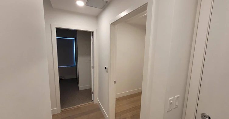 2666 Duke Street, Vancouver, BC, V5R 4S9 - 6
