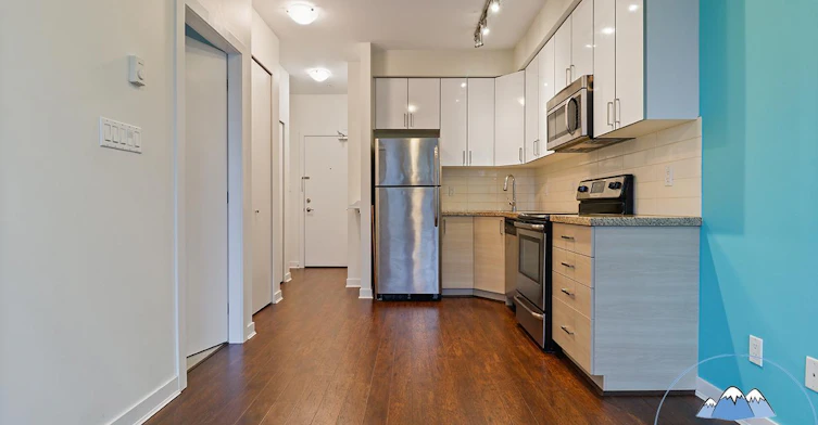 212-3688 Inverness Street, Vancouver, BC, V5V 0C5 - 4