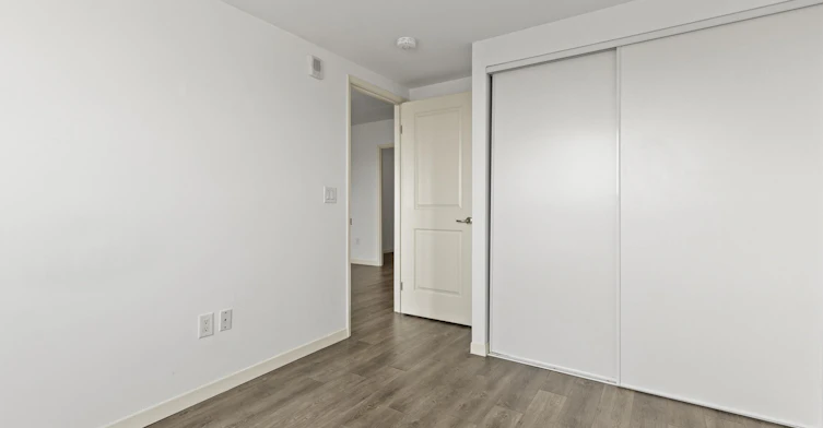 1007-220 Cannon Street East, Hamilton, ON, L8L 2B1 - 12