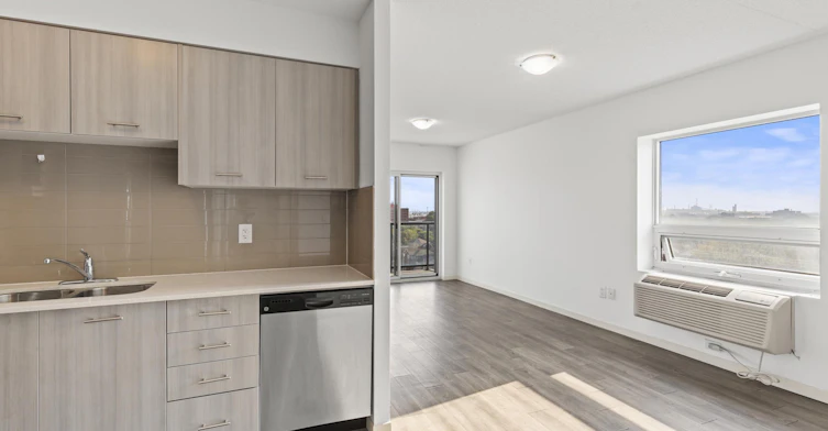 1008-220 Cannon Street East, Hamilton, ON, L8L 2B1 - 9