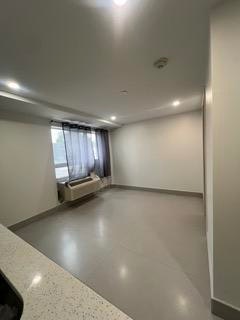 Studio-220 Cannon Street East, Hamilton, ON, L8L 2B1 - 5