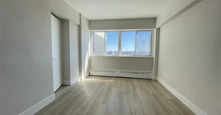 5311 Sherbrooke Ouest, Montréal, QC, H4A 1V3 - 13