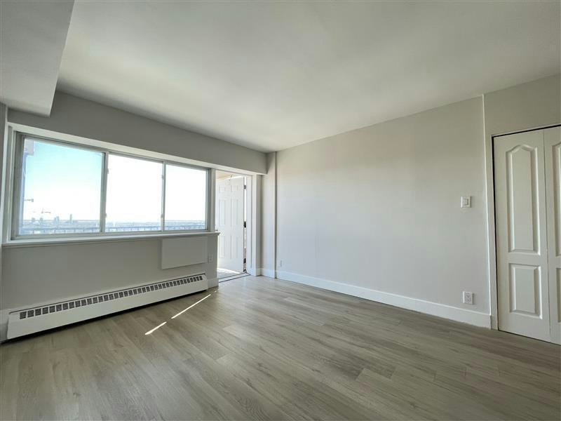 5311 Sherbrooke Ouest, Montréal, QC, H4A 1V3 - 3