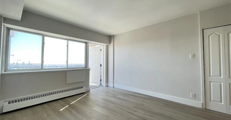 5311 Sherbrooke Ouest, Montréal, QC, H4A 1V3 - 3