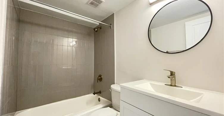 5311 Sherbrooke Ouest, Montréal, QC, H4A 1V3 - 5