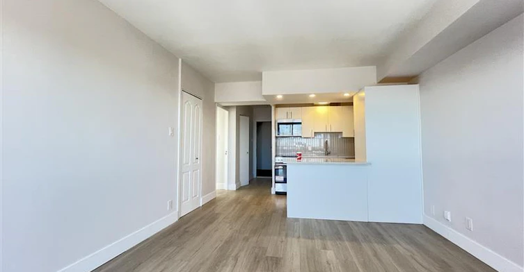 5311 Sherbrooke Ouest, Montréal, QC, H4A 1V3 - 12