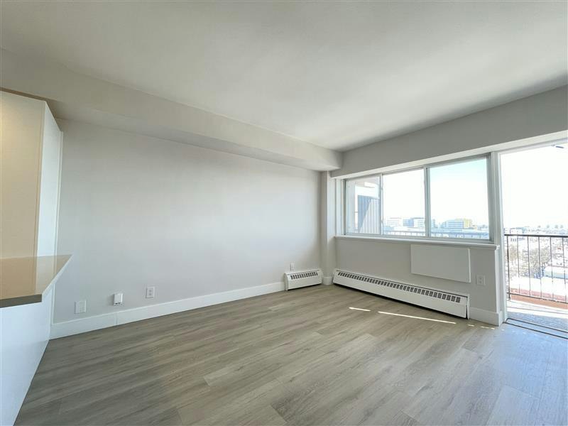 5311 Sherbrooke Ouest, Montréal, QC, H4A 1V3 - 6