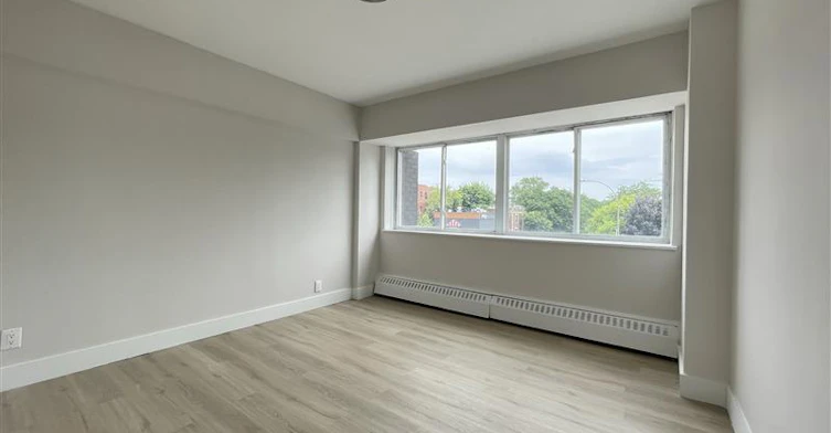 5311 Sherbrooke Ouest, Montréal, QC, H4A 1V3 - 4