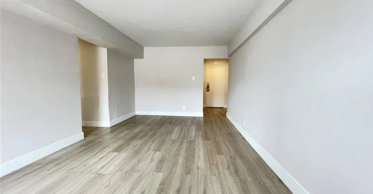 5311 Sherbrooke Ouest, Montréal, QC, H4A 1V3 - 15
